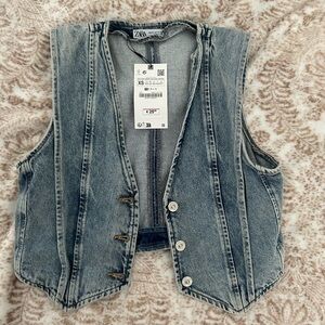 NEW WITH TAGS Zara denim cropped vest